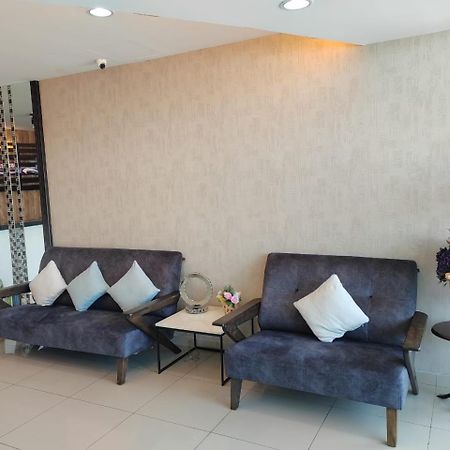 Bg Business Hotel Bukit Mertajam Extérieur photo
