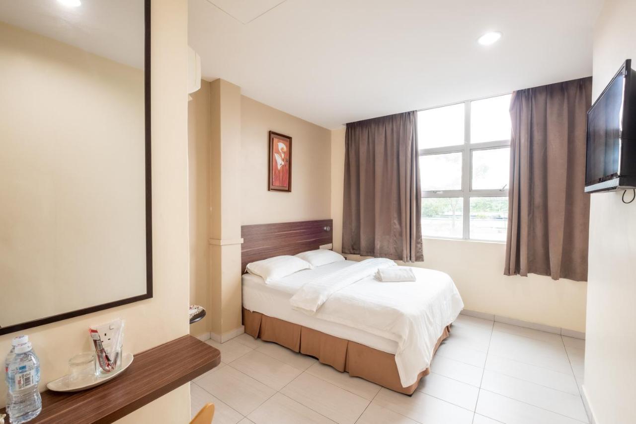 Bg Business Hotel Bukit Mertajam Extérieur photo